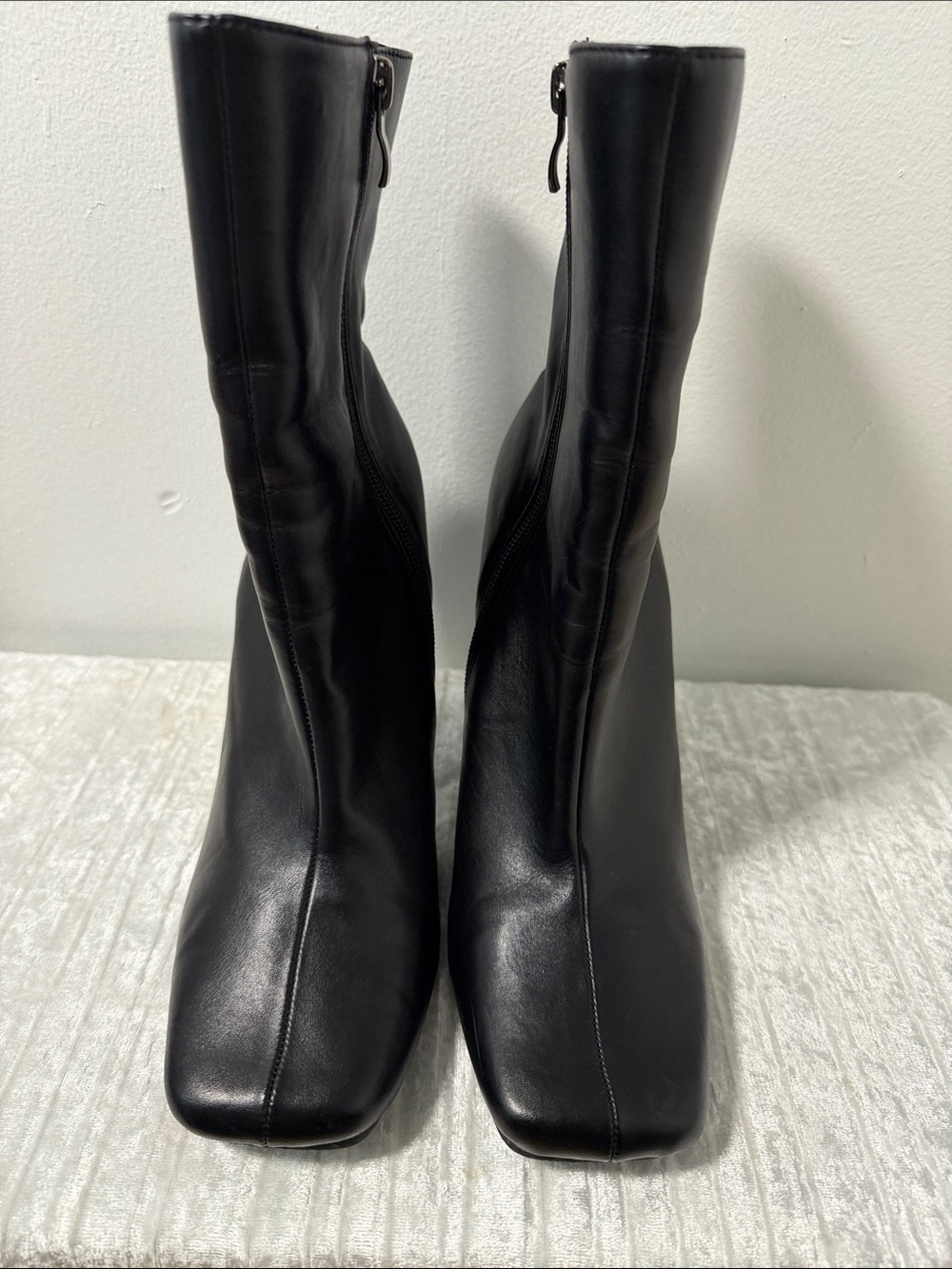 Fashion Nova Women's Black Square-Toe Mid-Calf Boots Size 7.5